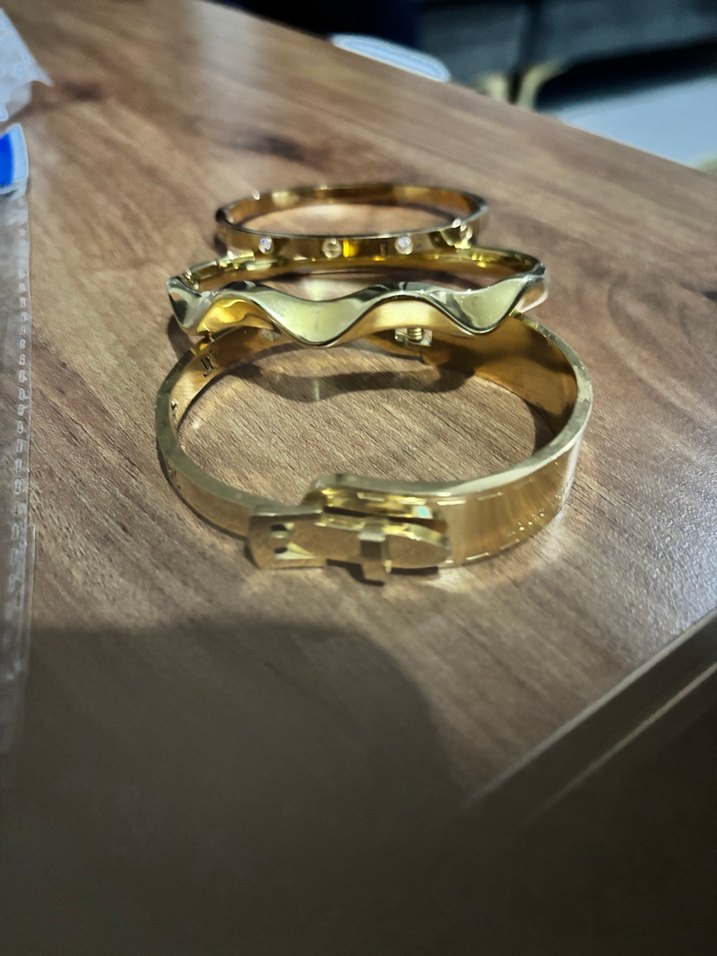 Zincir Detaylı Parlak Altın Bileklik - Görsel 2