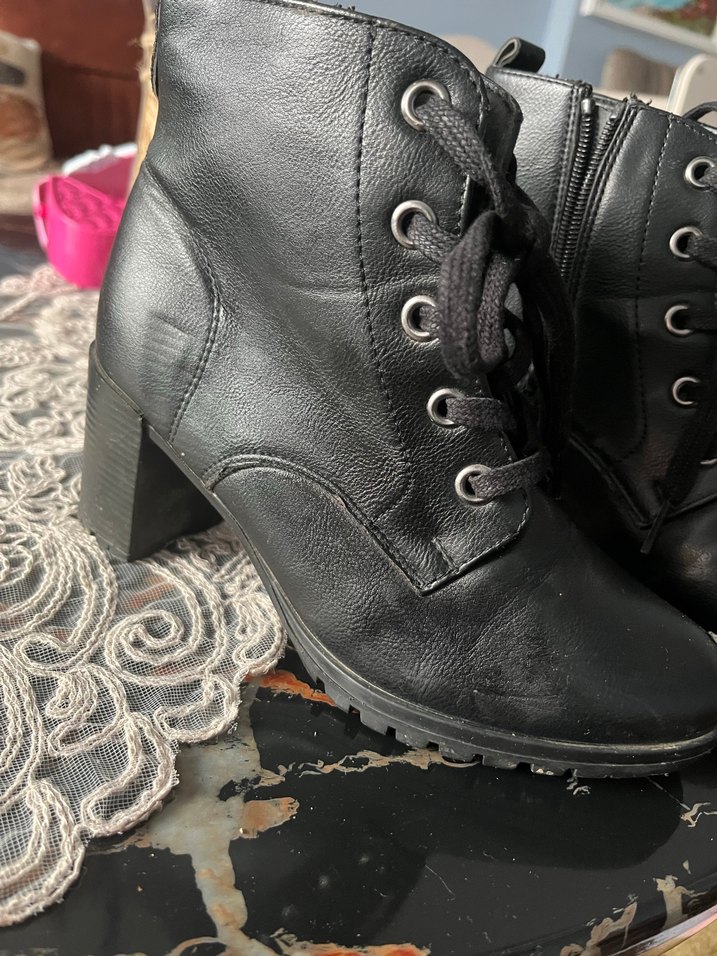 Siyah Deri Blok Topuklu Bağcıklı Bot - Görsel 4