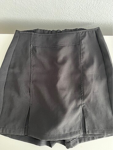 siyah mini şort etek yırtmaçlı - Görsel 3