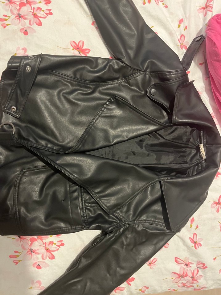 Kemer Detaylı Siyah Deri Biker Ceket - Görsel 2