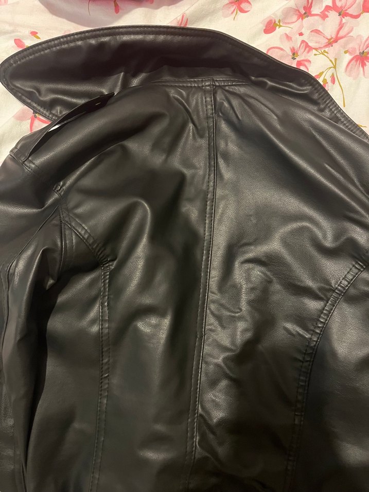 Kemer Detaylı Siyah Deri Biker Ceket - Görsel 5