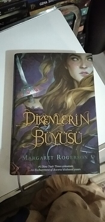 Dikenlerin büyüsü 