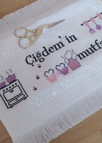 Nakışlı Beyaz Mutfak Havlusu