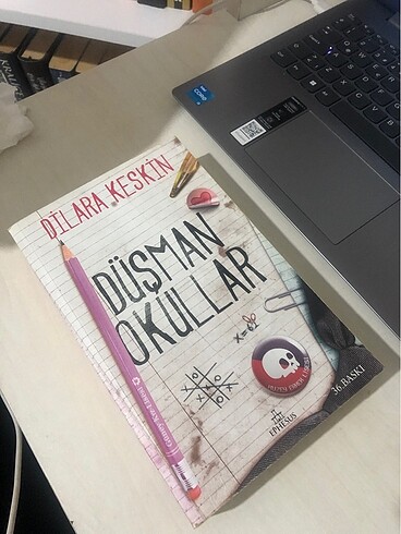 Düşman okullar 1