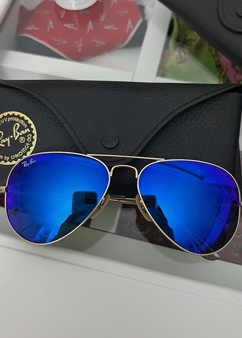 Ray Ban