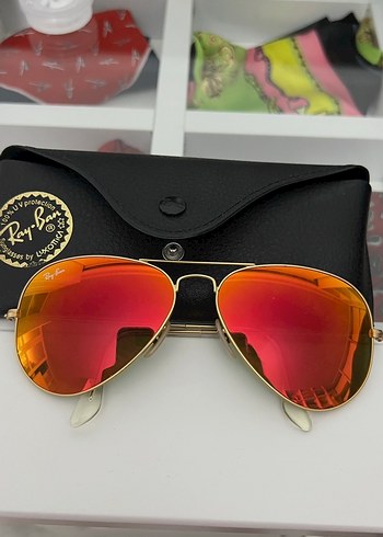Ray Ban