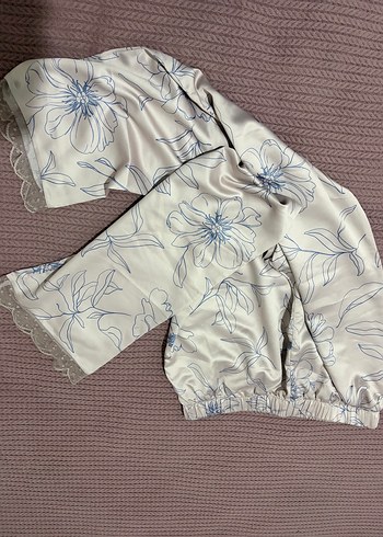 Bej Çiçek Desenli Uzun Kadın Sabahlık s/m beden - Görsel 5