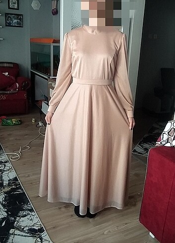 Diğer 42 beden pudra hafif pırıltılı abiye elbise