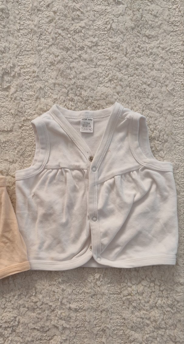 Kız Çocuk Beyaz Pamuklu Kolsuz Yelek - Görsel 3