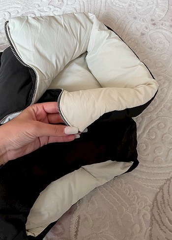 Siyah Beyaz Mont Fermuarlı Yelek