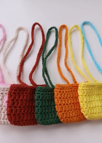 Renkli El Örgüsü Airpods kılıfları - Görsel 2