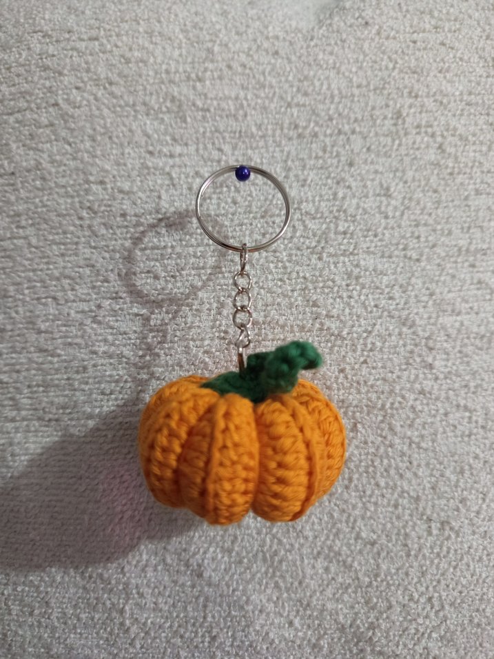 Turuncu Örgü Mini Balkabağı Anahtarlık - Görsel 3