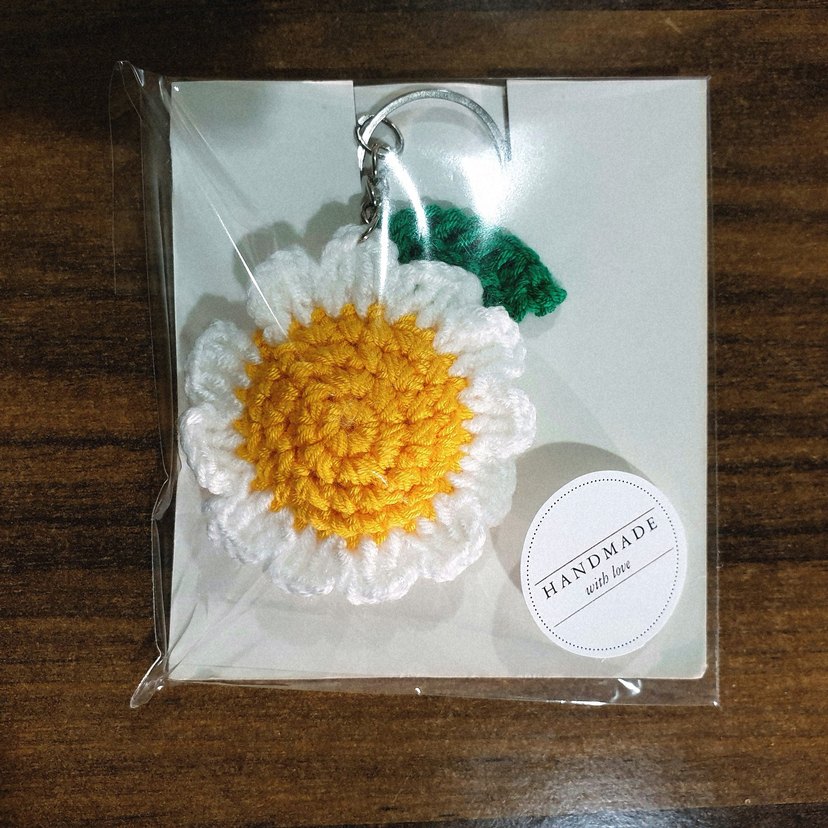 Örgü Papatya Anahtarlık Charm - Görsel 2