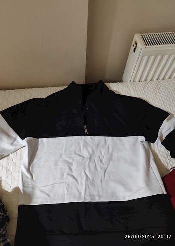 Erkek Siyah Beyaz Yarım Fermuarlı Sweatshirt