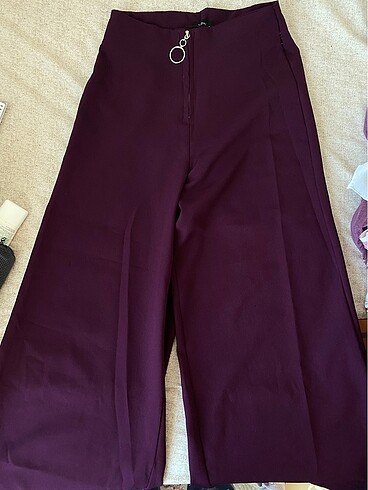 Trendyol Mor kumaş pantolon