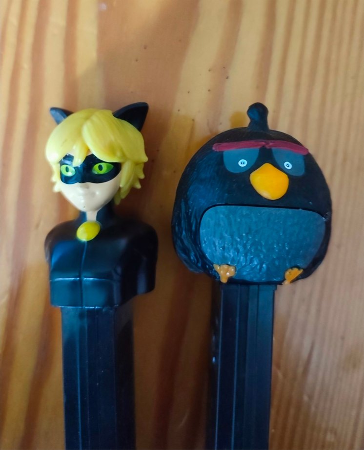 Renkli Karakter Figürlü Pez Şekerlikler - Görsel 2