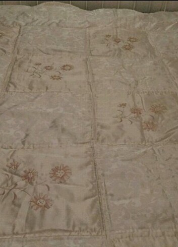 Kervan'dan alınmış yatak örtüsü takımı - Görsel 2