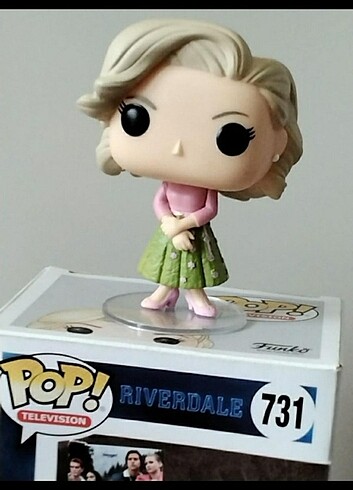 Betty cooper funko