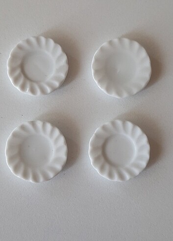  Minyatür Porselen Tabak (4 adet)