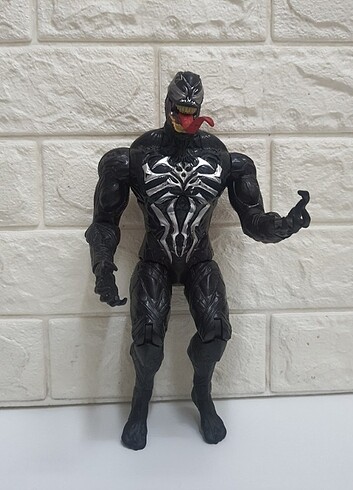  Beden Renk Venom Figür (30 cm)