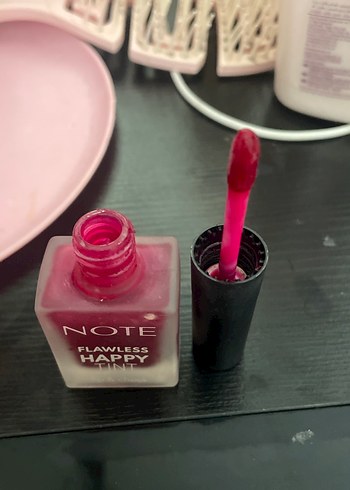 Beden Note Flawless Happy Tint Pembe