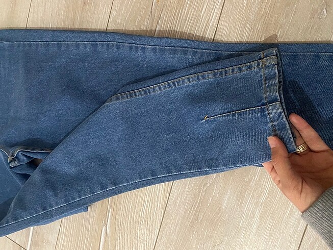 34 Beden Hiç kullanılmamış kot pantolon