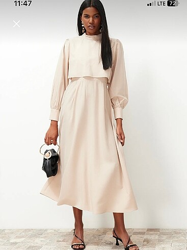 Trendyol modest parça detaylı elbise