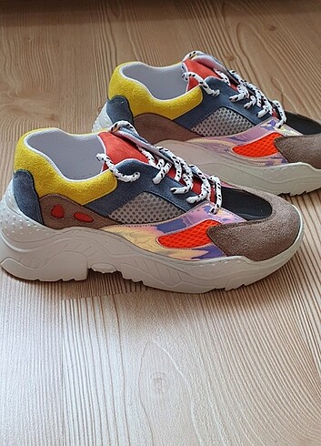 37 Beden Yüksek taban sneakers