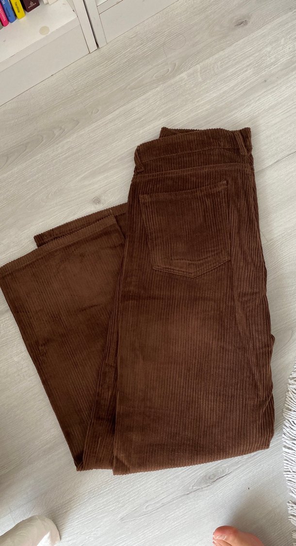 Düğmeli Kahverengi Kadın Süet Pantolon - Görsel 4