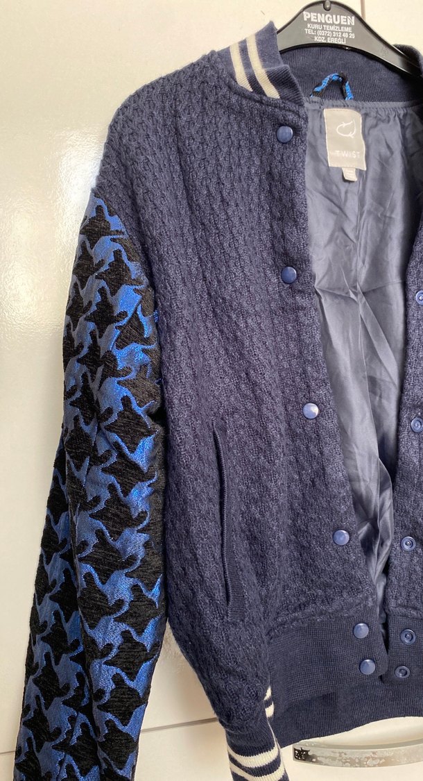 Düğmeli Lacivert Kadın Spor Ceket - Görsel 2