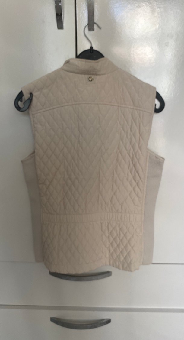 Bej Yüksek Yakalı Kadın Yelek - Görsel 5