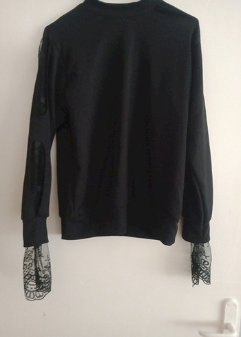 Siyah Dantel Detaylı Uzun Kollu Goth Sweatshirt