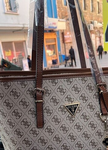 Guess çanta 
