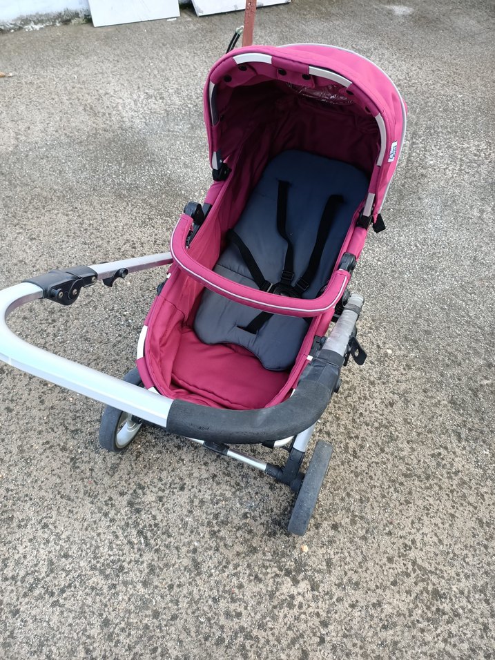 Parlak Pembe Bebek Arabası ve puset - Görsel 4