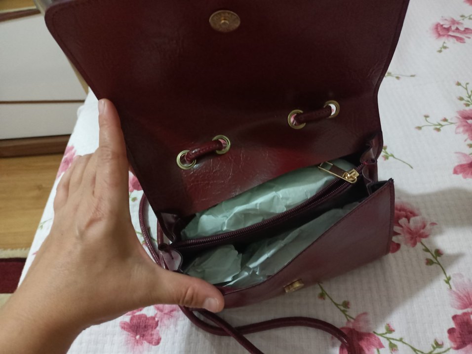 Bordo  Kadın kol çanta  sıfır üründür - Görsel 5