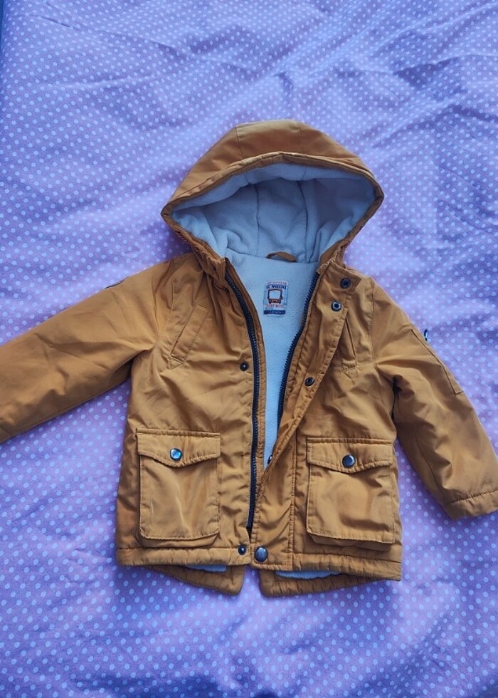 LCW Erkek çocuk montu  - Görsel 4