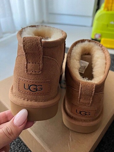 38 Beden Ugg chesnut