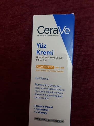 Cerave Güneş kremi spf50