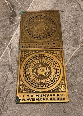 Güneş Motifli Astroloji ve Fal Kitabı PİRİNÇ GÜNEŞ TAKVİMİ