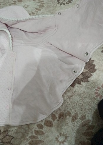 Kapüşonlu Düğmeli Kız Panço - Görsel 3