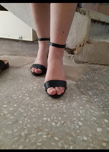 Kalın topuklu 