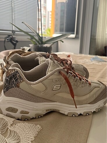 37 Beden Skechers kadın spor