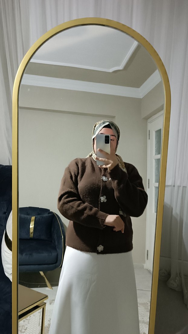 Düğmeli Kahverengi Kadın Hırka - Görsel 2