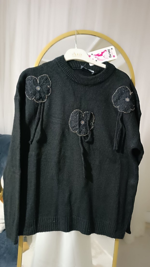 Siyah Nakışlı Örgü Kadın Kazak - Görsel 3