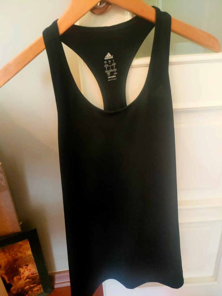 Siyah Yüksek Yakalı Kadın Atlet - Görsel 2