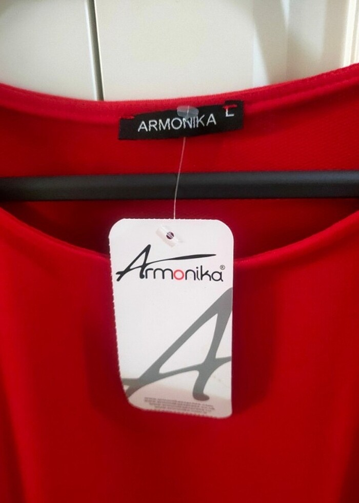 Yeni etiketli ürün ürün öne çıkması için adidas markası işaretle - Görsel 2