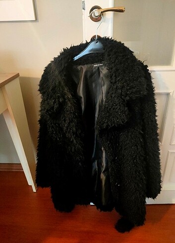 İtalyan marka yurt dışından gelme peluş mont - Görsel 2