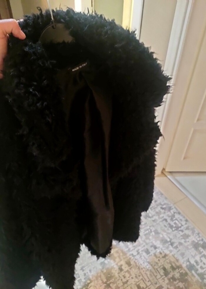 İtalyan marka yurt dışından gelme peluş mont - Görsel 4