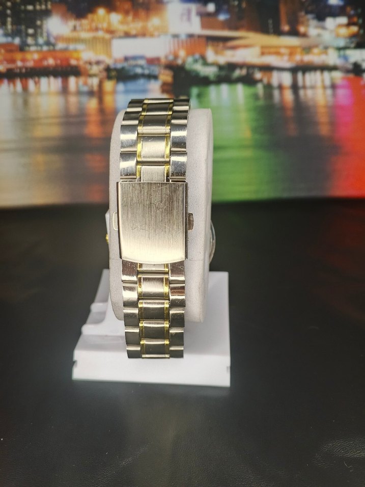 Altın ve Gri otomatik - Görsel 3