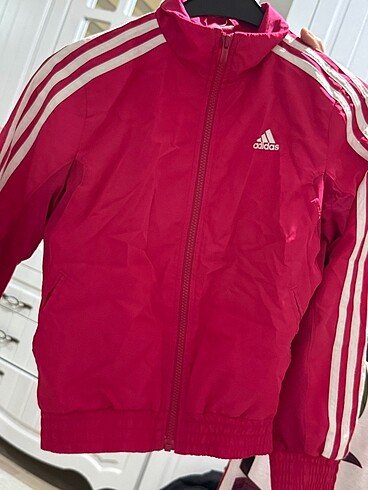 10 Yaş Beden pembe Renk Adidas eşofman üstü
